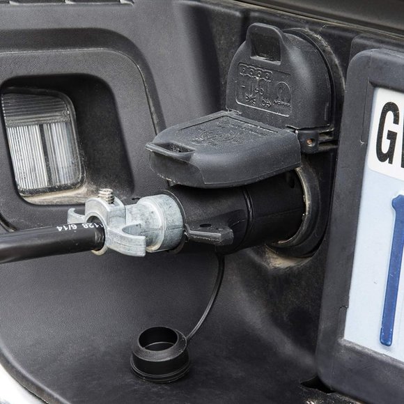 Hopkins Towing Solutions 7-Blade RV Round to 6-Pole Trailer Wiring Adapter 47555 - Picture 5 of 7